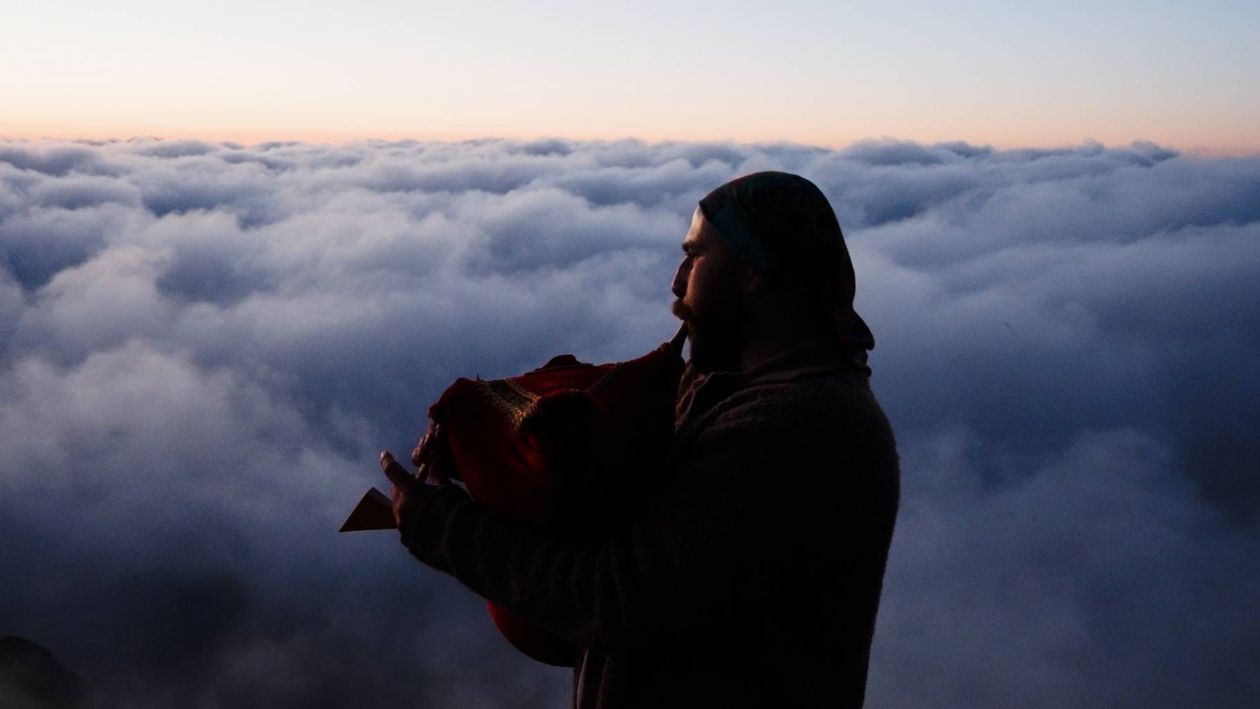 yx.00 04 11 09.Standbild011